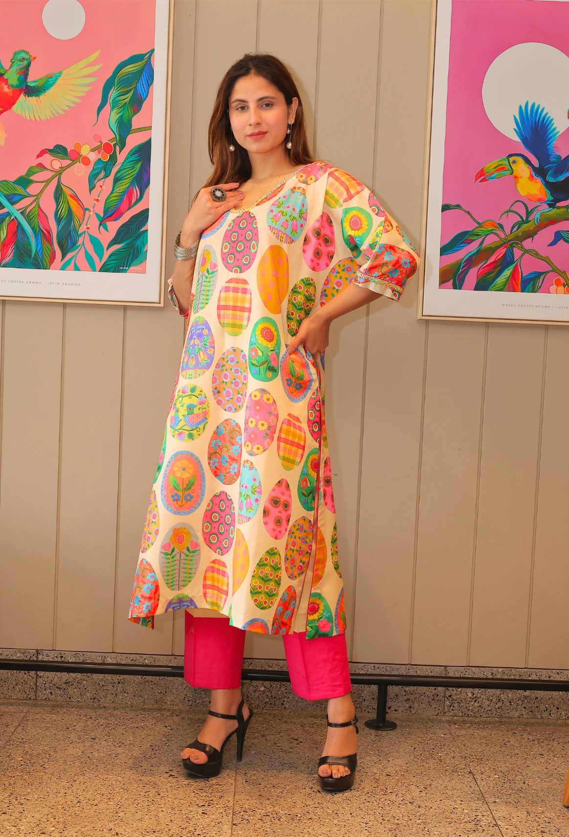 Introducing Peatchy Cuts - the epitome of effortless style. This baggy sleeve tunic kurti set from designer wear brand Destiny by Anjali is made with a luxuriously comfortable cotton linen fabric and is fully lined. Perfect for the summer season, this set features the trendy baggy sleeves and bold hot pink and blossom colors. Experience the luxury and exclusivity with Peatchy Cuts.