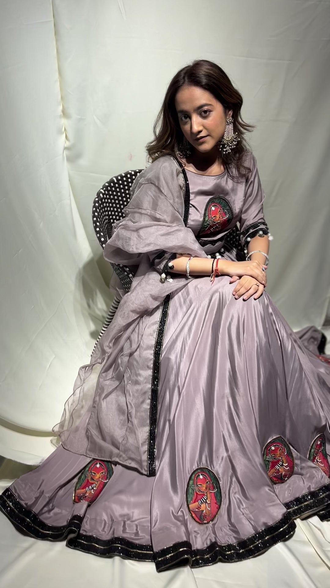 Lehenga Dress Design Ideas To Dial-up The Glam | Lehenga, Indian wedding  outfits, Gold lehenga